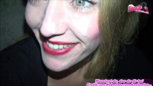 Outdoor Fick und Facial cumshot mit Spermawalk